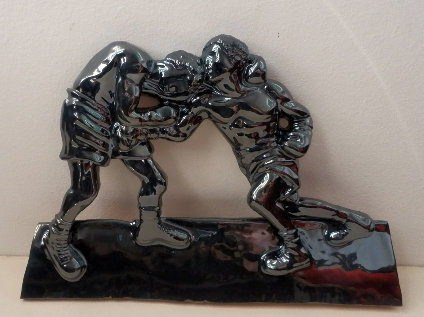 2011, glazed ceramic, 21x32x4 cm.